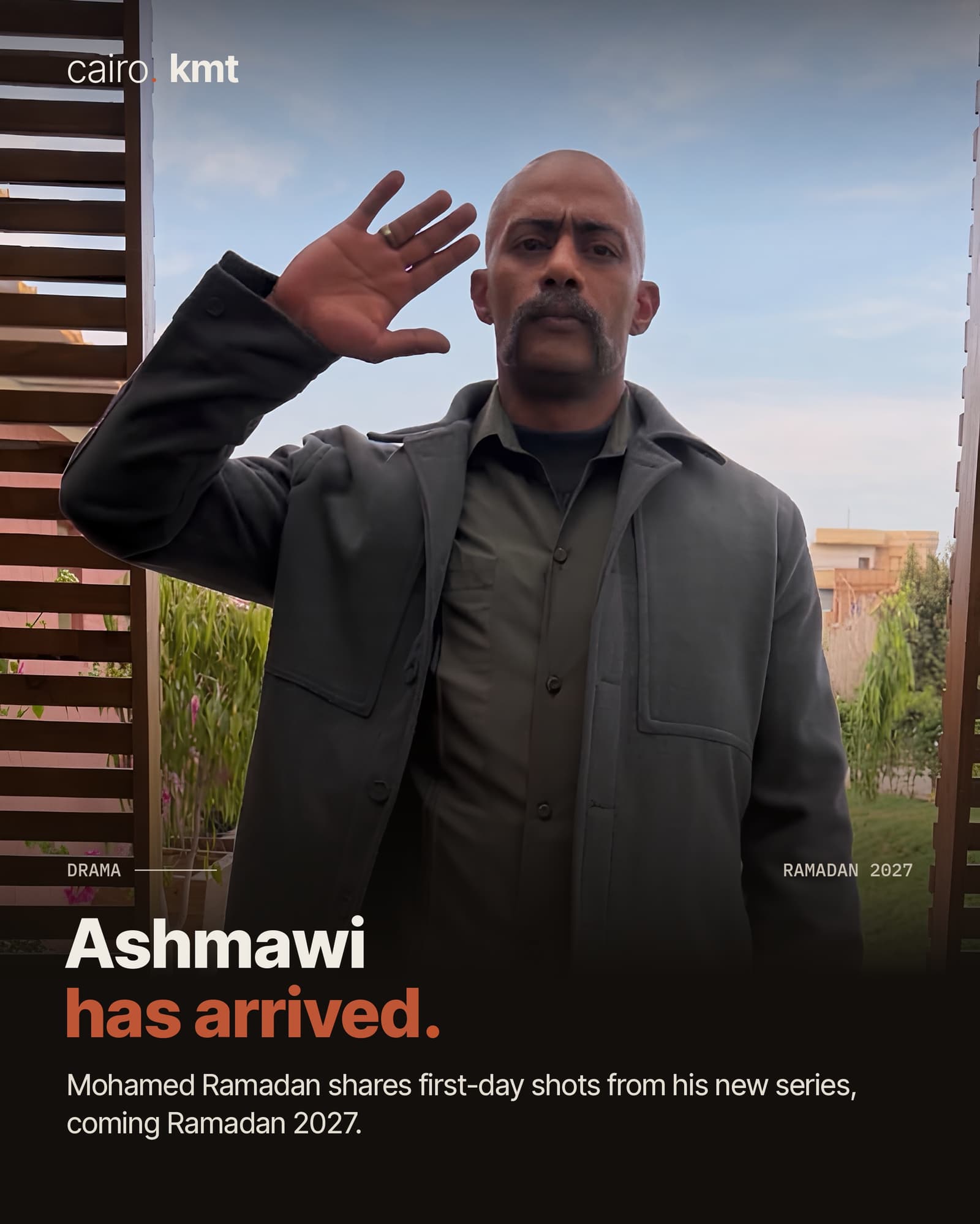 Mohamed Ramadan waves on the set of Ashmawi